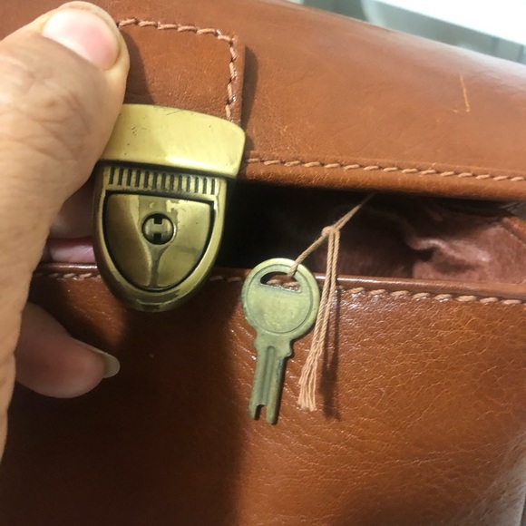 Nordstrom high quality Italian leather bag - Picture 9 of 16